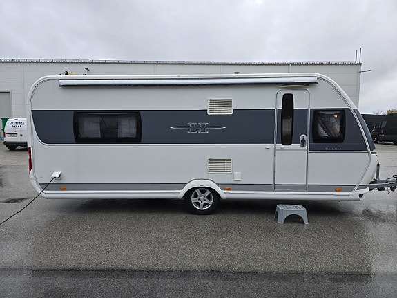 Hobby 560 FFE De Luxe *Queensbed *Förtält *Dusch *Markis 2 of 27