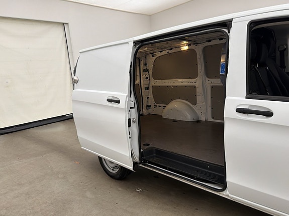 Mercedes-Benz Vito 114 11 of 29