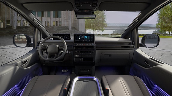 Hyundai Staria 7 of 11