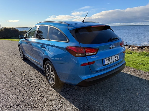 Hyundai i30 3 of 18