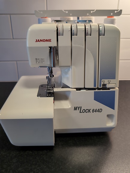 Product image 1 of 3
