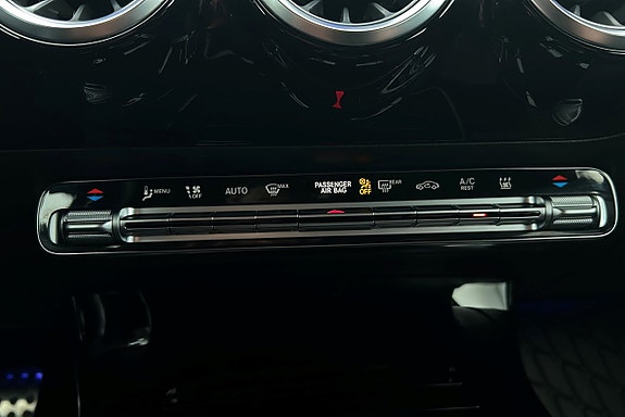 Mercedes-Benz A 250 e 17 of 24
