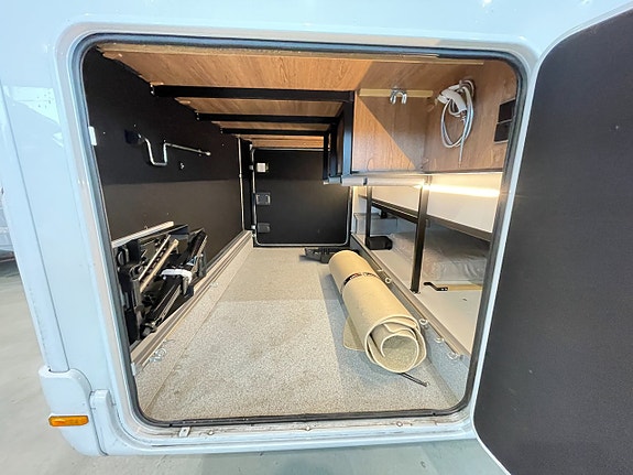 Dethleffs A 7820-2 ALPA / ALDE / Hydraul-ben / Solcell / Automat / Soffa bak / 3 of 26