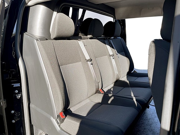 Opel Vivaro-e 17 of 20