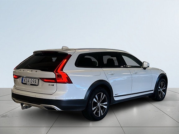 Volvo V90 Cross Country 6 of 20