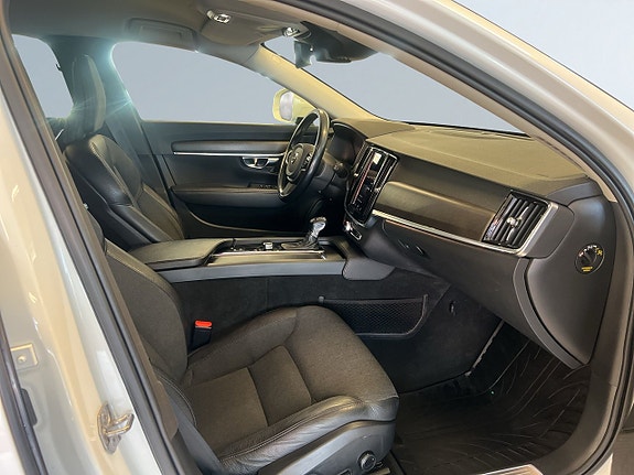 Volvo V90 Cross Country 10 of 20