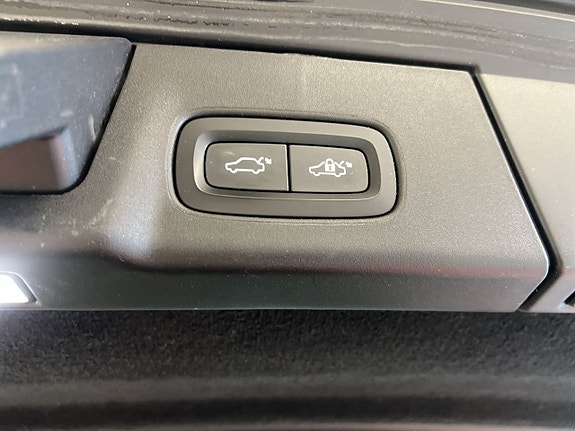 Volvo V90 Cross Country 17 of 20