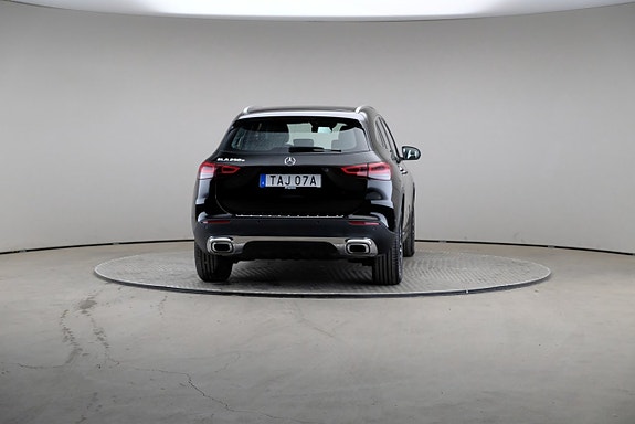 Mercedes-Benz GLA 250 e 2 of 3
