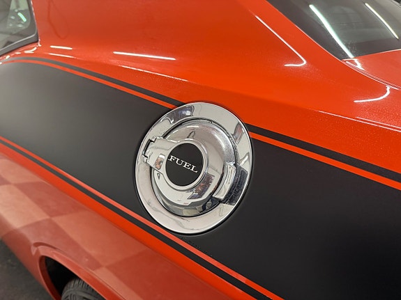 Dodge Challenger 20 of 30