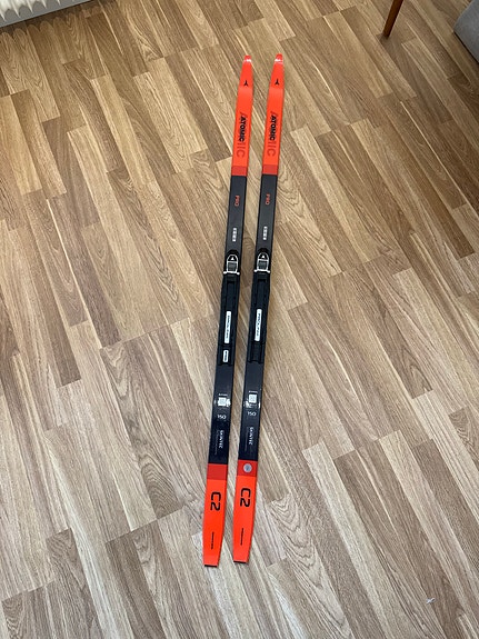 Atomic Skintec C2 JR längdskidor 150 cm