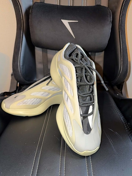 Product image 1 of 7