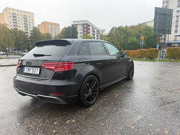 Audi A3 2 of 9