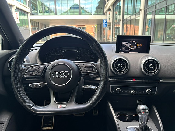 Audi A3 8 of 9