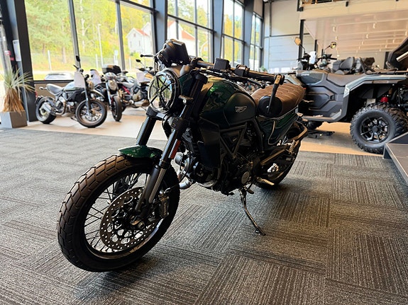 Ducati Scrambler Nightshift 800 5 of 7