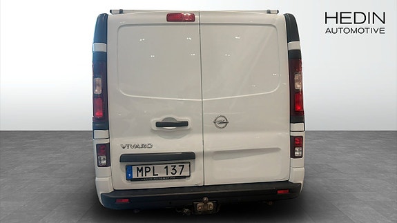 Opel Vivaro 7 of 12