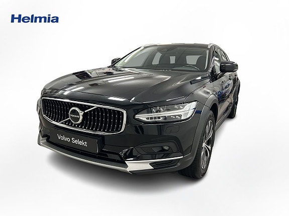 Volvo V90 Cross Country 3 of 16