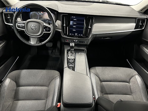 Volvo V90 Cross Country 14 of 16