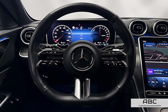 Mercedes-Benz C300 e 16 of 26