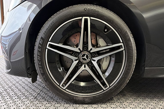 Mercedes-Benz C300 e 7 of 26