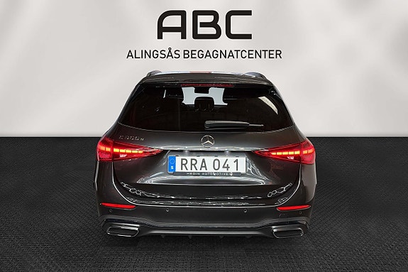 Mercedes-Benz C300 e 4 of 26