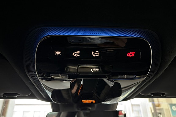 Mercedes-Benz C300 e 20 of 26