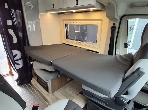 Westfalia Columbus Solhem Special 2 sovplatser, 4 sittplatser, MC-transport, solcell 22 of 28