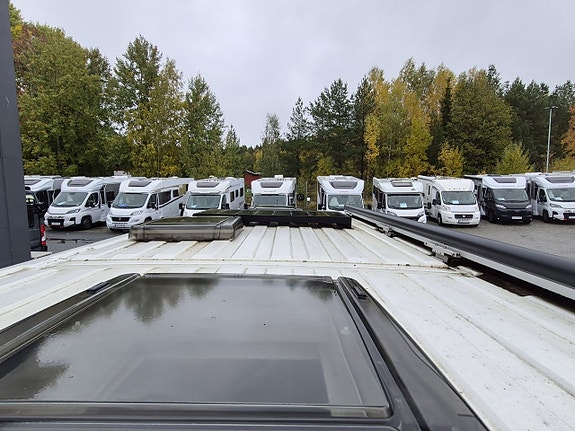 Westfalia Columbus Solhem Special 2 sovplatser, 4 sittplatser, MC-transport, solcell 24 of 28