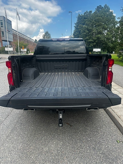 Chevrolet Silverado 1500 4 of 7