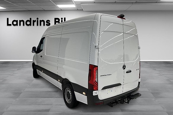 Mercedes-Benz Sprinter 317 12 of 14