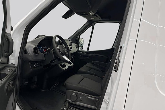 Mercedes-Benz Sprinter 317 11 of 14