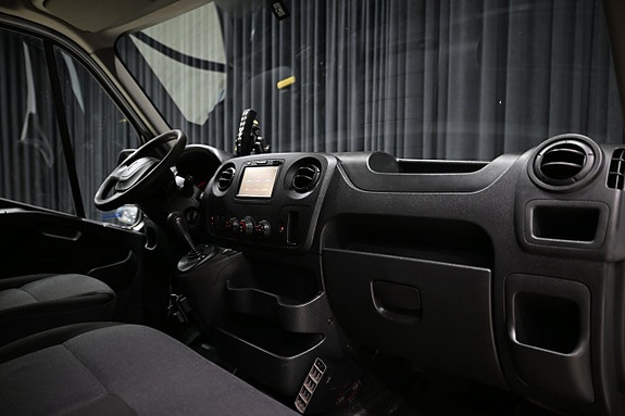 Renault Master 24 of 29