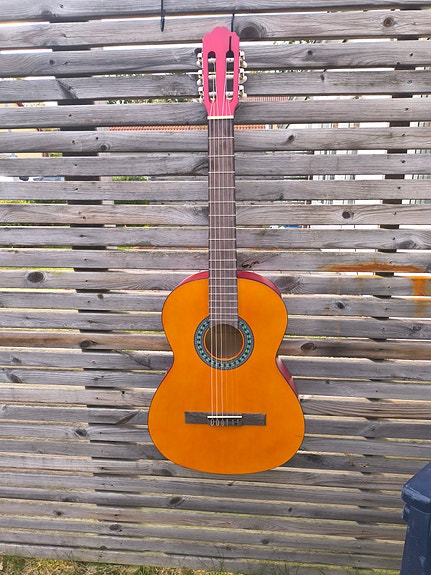 AKustisk gitarr röd/natur