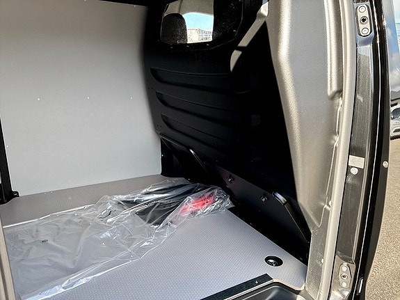 Opel Vivaro-e 7 of 14