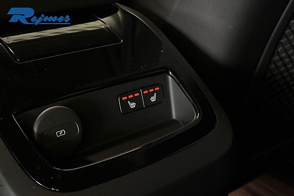 Volvo V60 26 of 30
