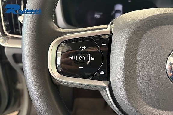 Volvo V60 10 of 30