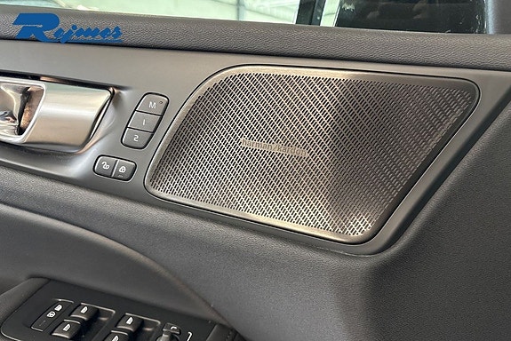 Volvo V60 7 of 30
