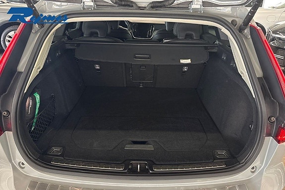 Volvo V60 27 of 30