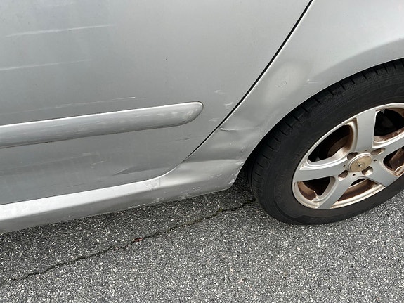 Peugeot 307 3 of 7