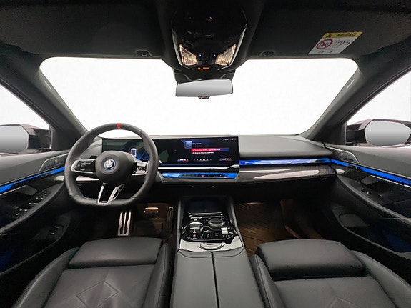BMW i5 14 of 30