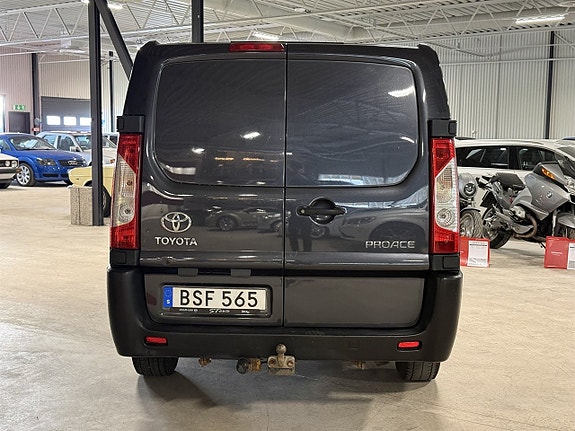 Toyota Proace 4 of 7