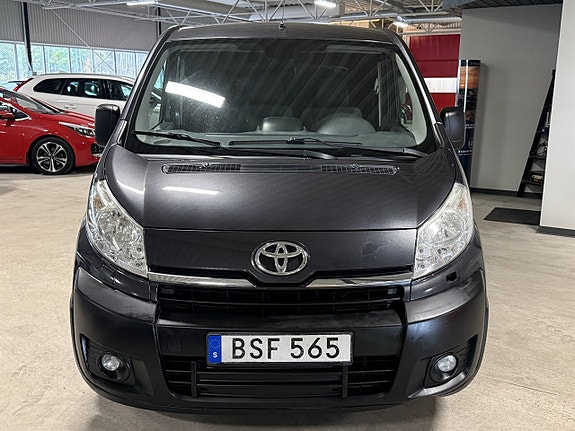 Toyota Proace 2 of 7