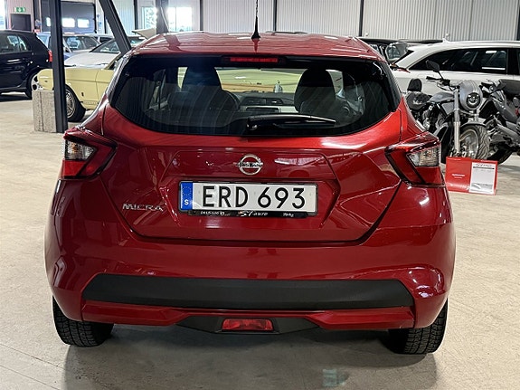 Nissan Micra 4 of 9