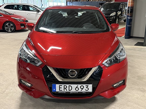 Nissan Micra 2 of 9