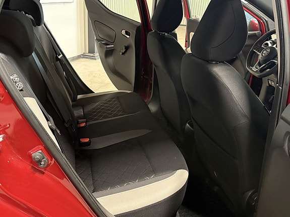 Nissan Micra 8 of 9