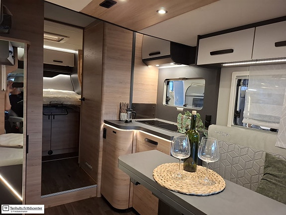 Knaus L!VE WAVE PLATINUM SELECTION 700 DX 7 of 15