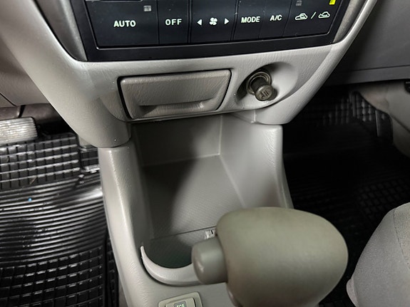 Mazda Premacy 15 of 17