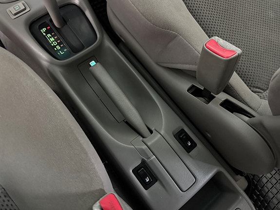 Mazda Premacy 17 of 17