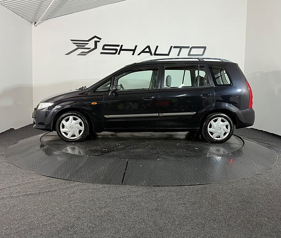 Mazda Premacy 8 of 17