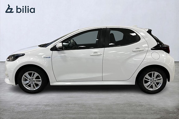Toyota Yaris 3 of 23