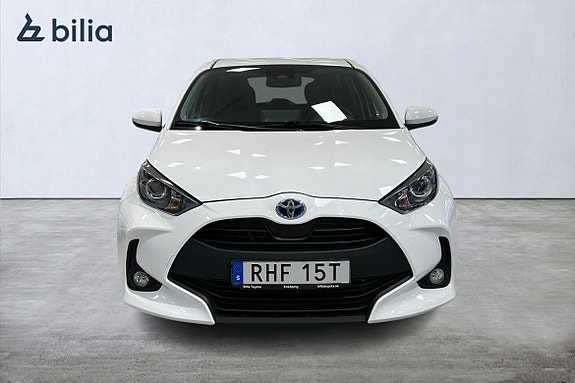 Toyota Yaris 6 of 23